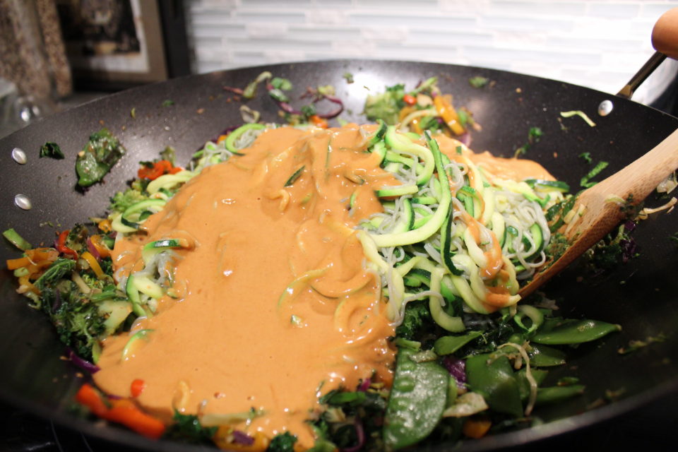 https://karissapwellness.com/2017/02/peanut-sauce-ramen/