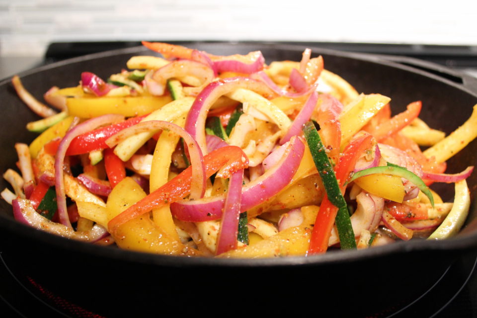 Sizzling Chicken Skillet https://karissapwellness.com/2017/02/sizzling-chicken-skillet/