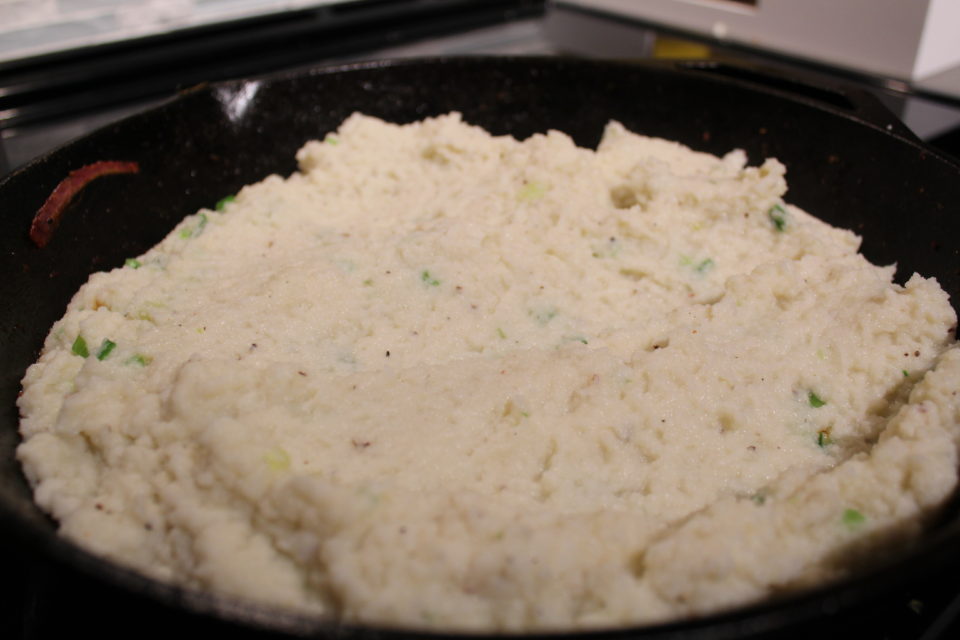 Sizzling Chicken Skillet https://karissapwellness.com/2017/02/sizzling-chicken-skillet/