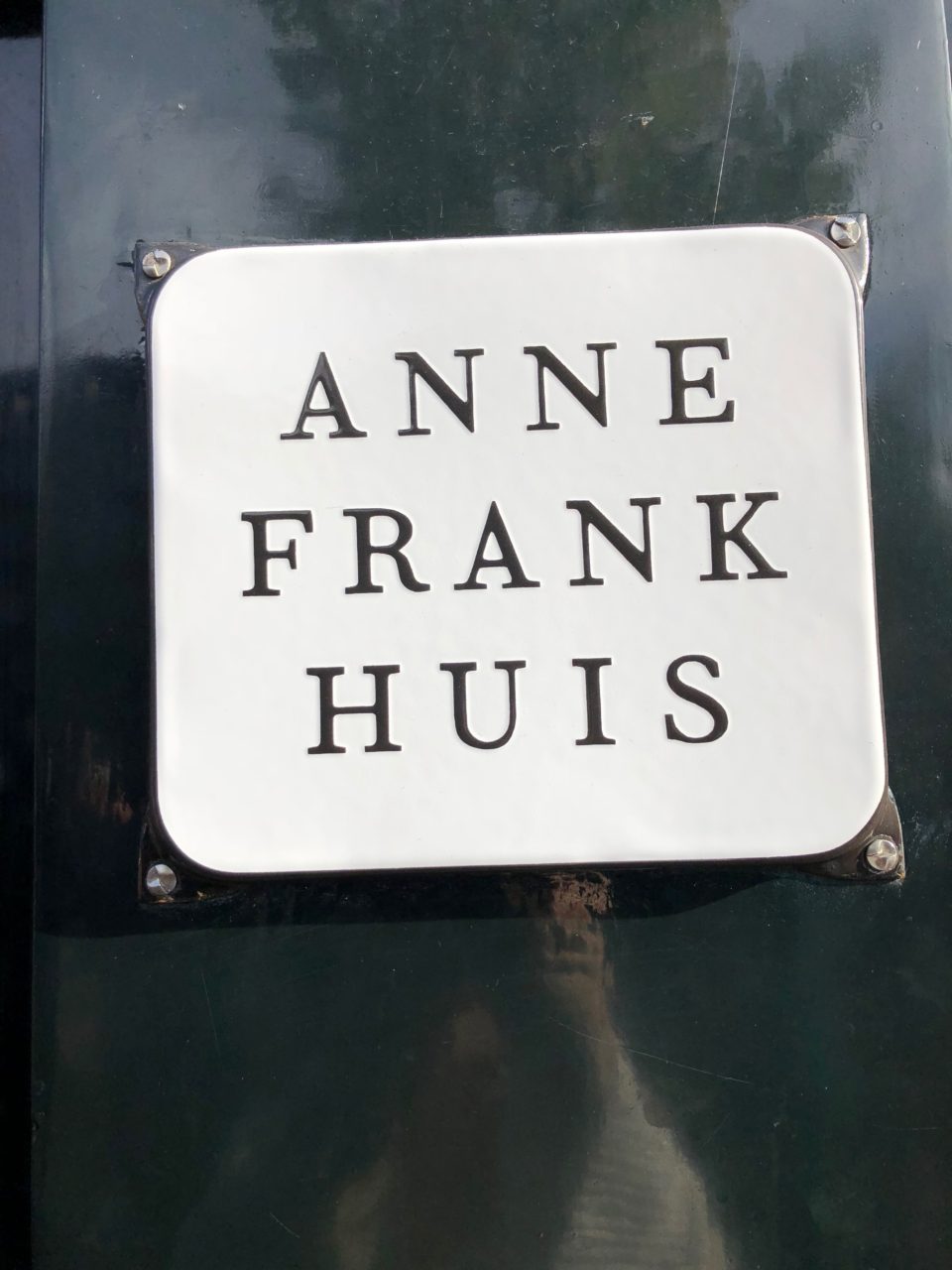 Hrt1RfuKTAmUboqh5Jb7Ew 960x1280