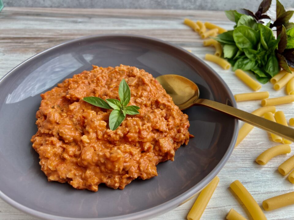 Creamy Tomato Meat Sauce IMG 4977 960x720